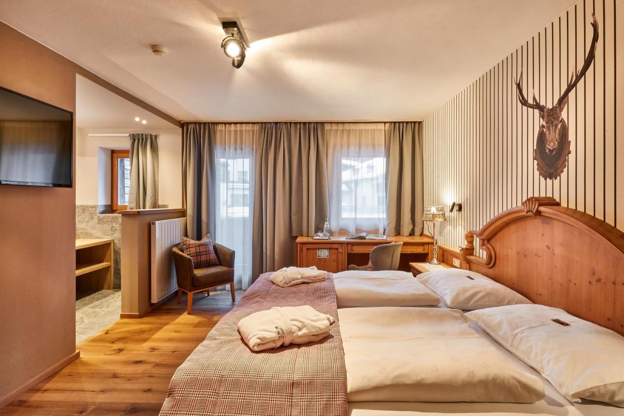 Marmolada Hotel